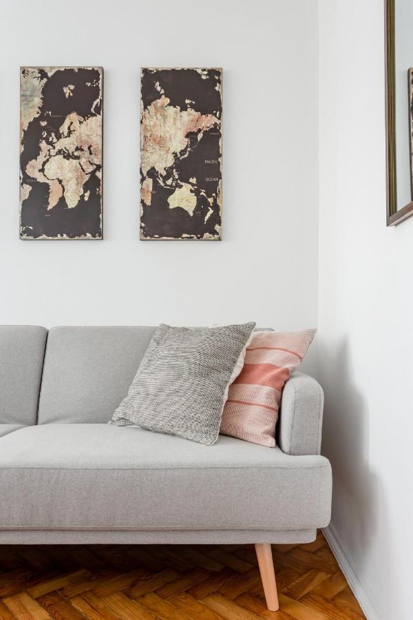 Stroll To Coffee Shops Near A Renovated Hillside Apartment In Graca Lisboa Eksteriør billede