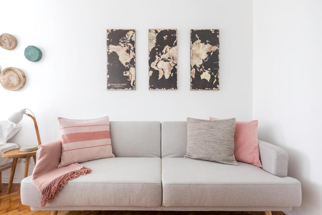 Stroll To Coffee Shops Near A Renovated Hillside Apartment In Graca Lisboa Eksteriør billede