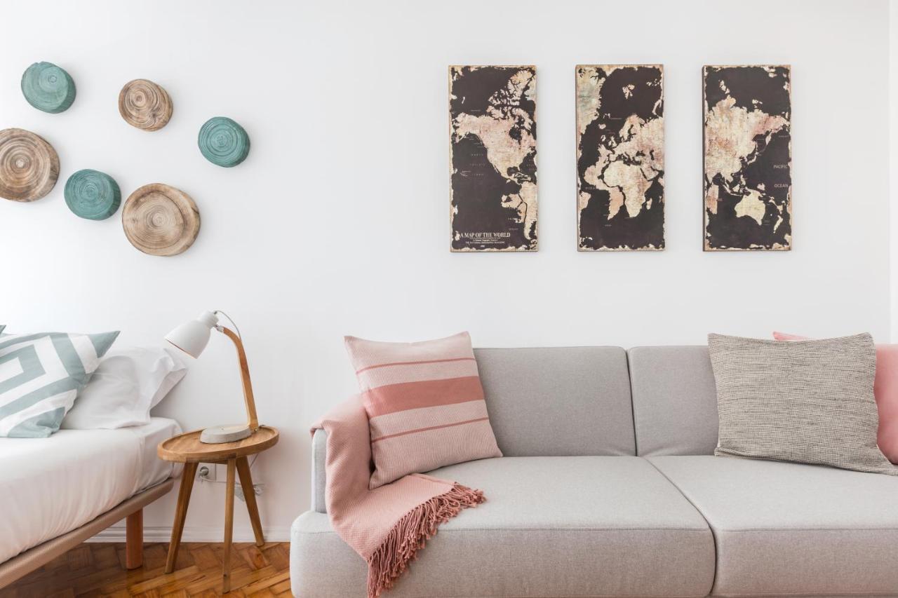 Stroll To Coffee Shops Near A Renovated Hillside Apartment In Graca Lisboa Eksteriør billede